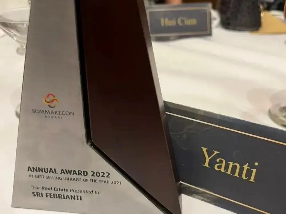 Award Febrianti - Marketing Summarecon Bekasi (1)